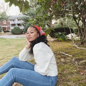 Meet your Posher, Aja